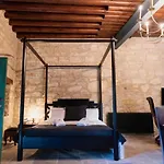 Oinou Strata - Adults Only 4*