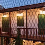 Oinou Strata - Adults Only Vouni