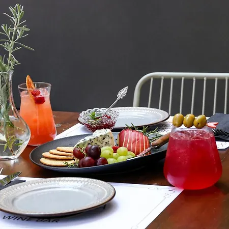 Oinou Strata - Adults Only Bed & Breakfast 4*