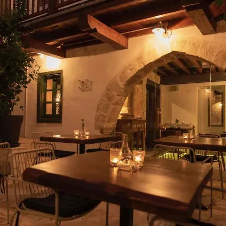 住宿加早餐酒店 Oinou Strata - Adults Only 4*