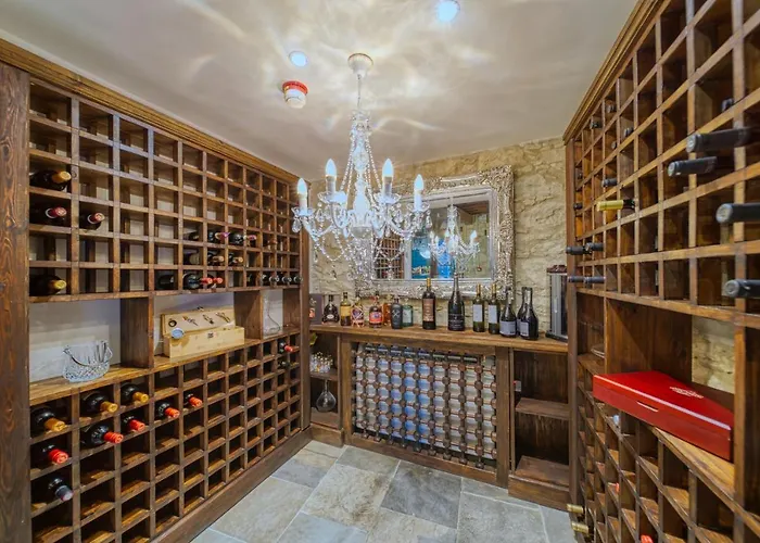 Oinou Strata - Adults Only Bed & Breakfast 4*