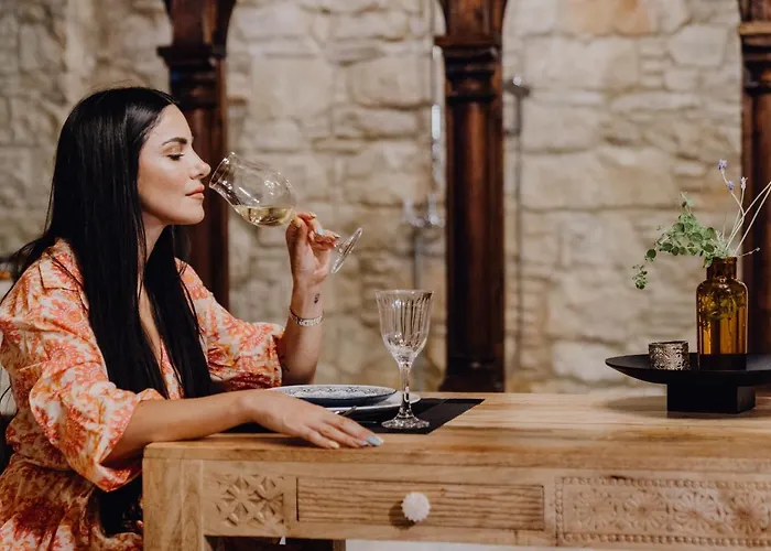 Oinou Strata - Adults Only 4* Vouni