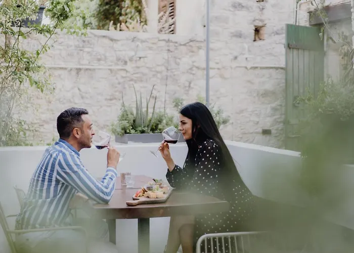 Bed and breakfast Oinou Strata - Adults Only